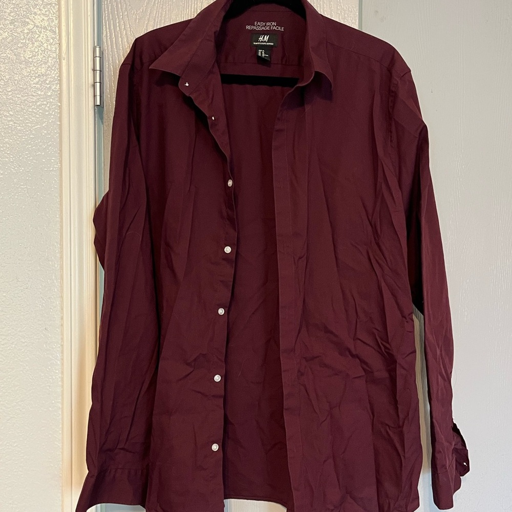 H&M Men's Deep Red Casual Shirt